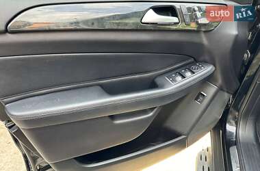 Позашляховик / Кросовер Mercedes-Benz GLS-Class 2016 в 