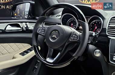 Внедорожник / Кроссовер Mercedes-Benz GLS-Class 2017 в 