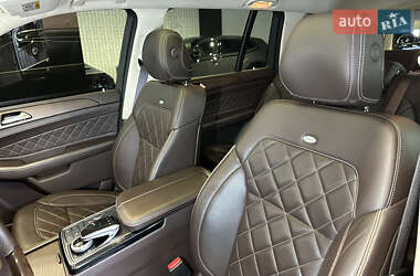 Позашляховик / Кросовер Mercedes-Benz GLS-Class 2016 в 
