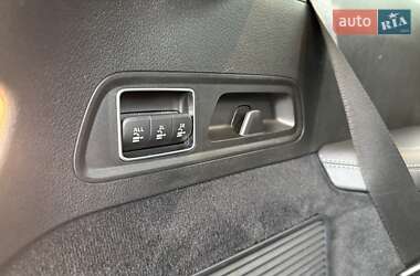 Позашляховик / Кросовер Mercedes-Benz GLS-Class 2021 в 