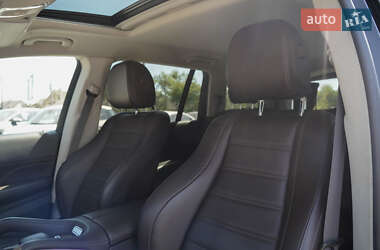 Позашляховик / Кросовер Mercedes-Benz GLS-Class 2019 в 