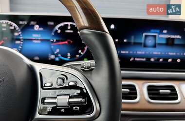 Позашляховик / Кросовер Mercedes-Benz GLS-Class 2022 в 