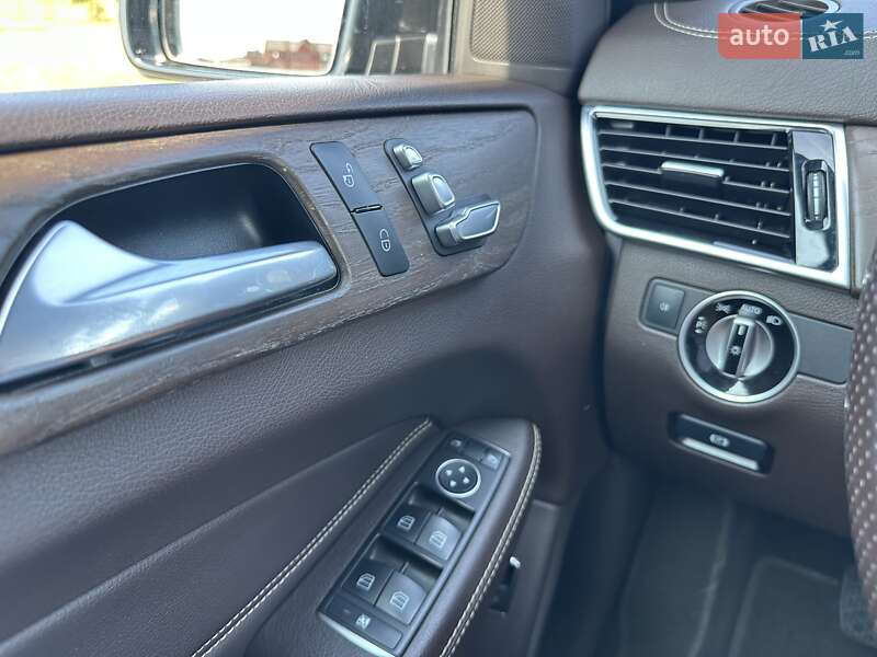 Позашляховик / Кросовер Mercedes-Benz GLS-Class 2016 в Києві
