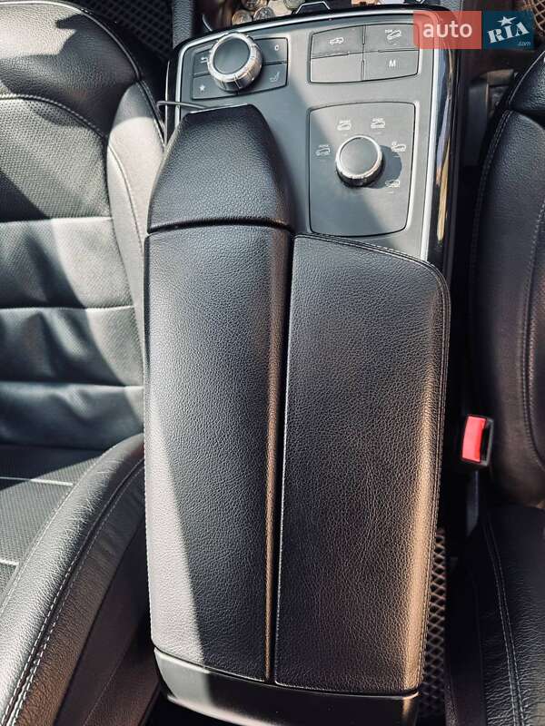 Позашляховик / Кросовер Mercedes-Benz GLS-Class 2016 в Києві фото 26 Позашляховик / Кросовер Mercedes-Benz GLS-Class 2016 в Києві