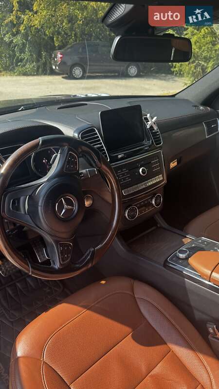 Внедорожник / Кроссовер Mercedes-Benz GLS-Class 2017 в Ужгороде фото 10 Внедорожник / Кроссовер Mercedes-Benz GLS-Class 2017 в Ужгороде