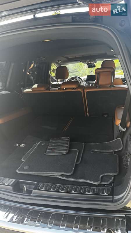 Внедорожник / Кроссовер Mercedes-Benz GLS-Class 2017 в Ужгороде фото 15 Внедорожник / Кроссовер Mercedes-Benz GLS-Class 2017 в Ужгороде