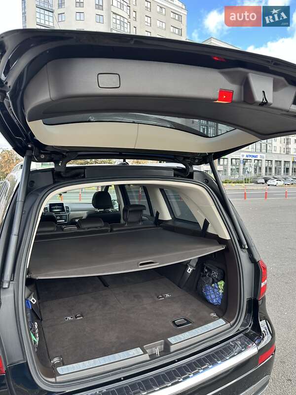 Внедорожник / Кроссовер Mercedes-Benz GLS-Class 2017 в Киеве фото 36 Внедорожник / Кроссовер Mercedes-Benz GLS-Class 2017 в Киеве