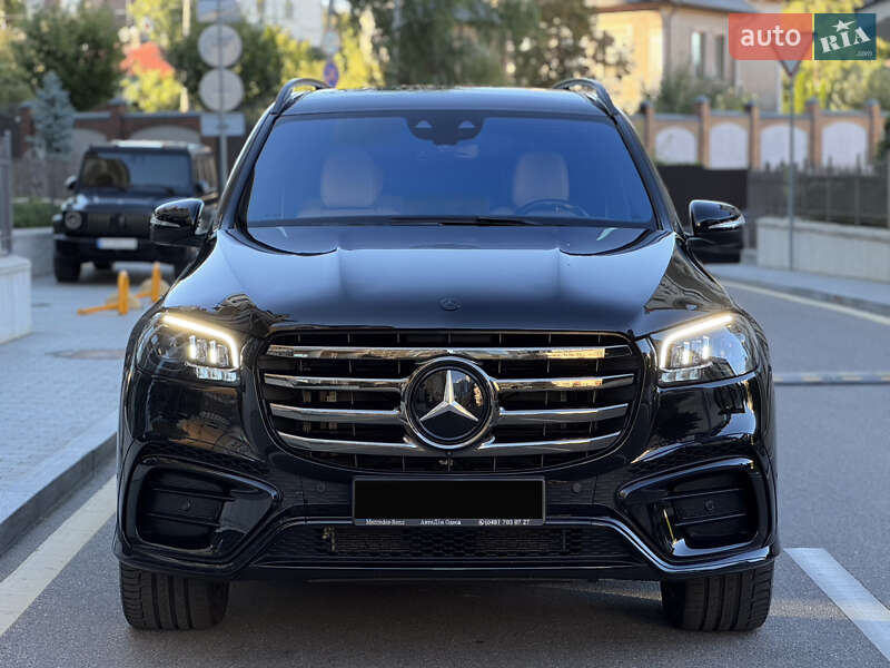 Mercedes-Benz GLS-Class 2023