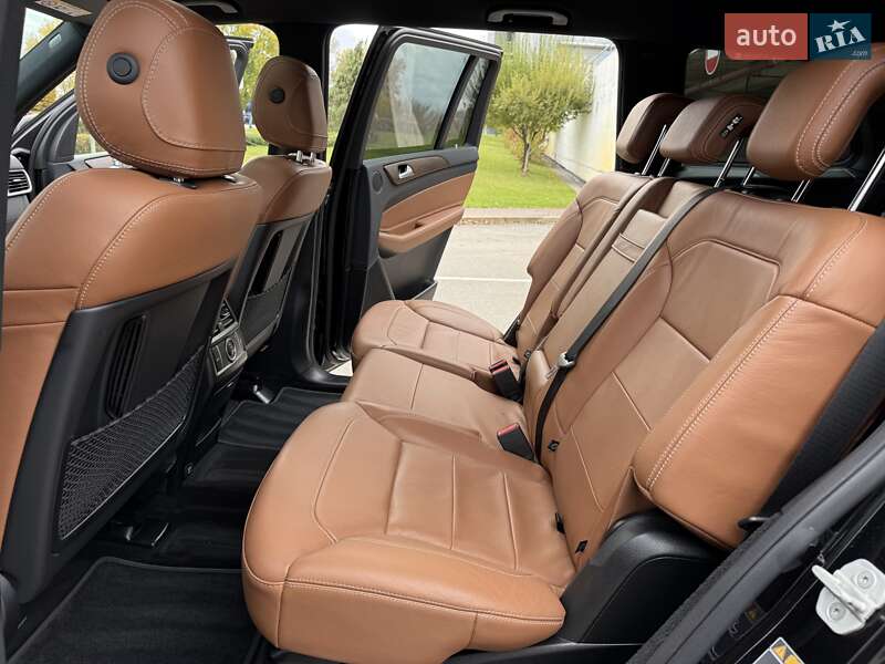 Внедорожник / Кроссовер Mercedes-Benz GLS-Class 2017 в Киеве фото 44 Внедорожник / Кроссовер Mercedes-Benz GLS-Class 2017 в Киеве