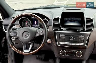 Внедорожник / Кроссовер Mercedes-Benz GLS-Class 2017 в 