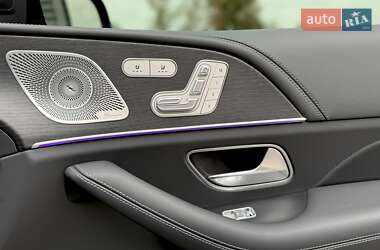 Позашляховик / Кросовер Mercedes-Benz GLS-Class 2022 в 