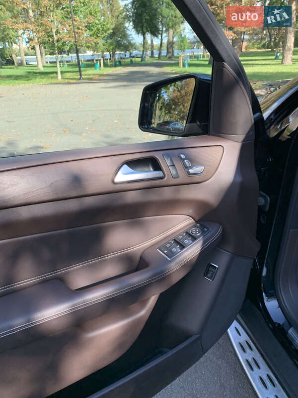 Внедорожник / Кроссовер Mercedes-Benz GLS-Class 2018 в Киеве фото 24 Внедорожник / Кроссовер Mercedes-Benz GLS-Class 2018 в Киеве