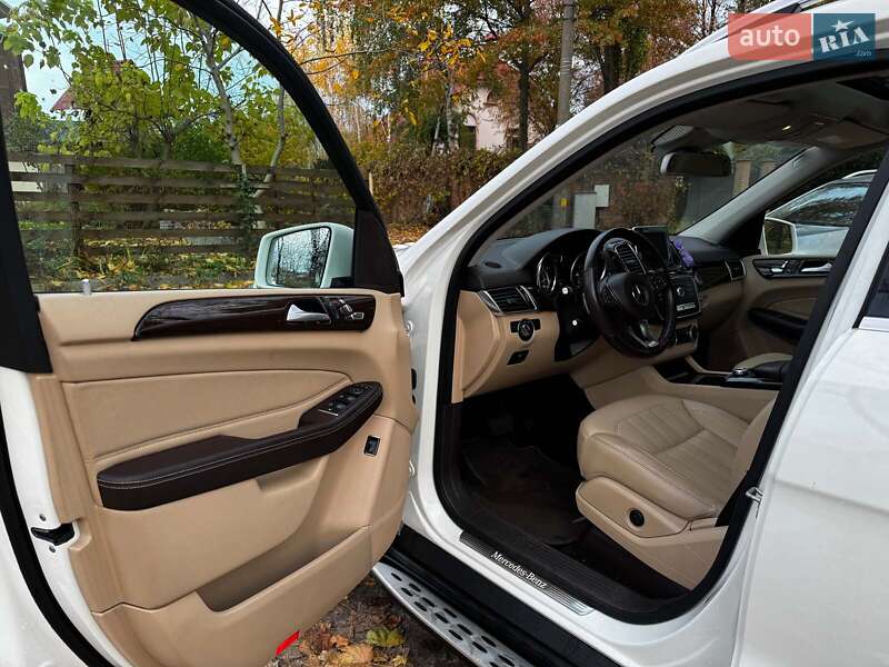 Внедорожник / Кроссовер Mercedes-Benz GLS-Class 2016 в Киеве фото 17 Внедорожник / Кроссовер Mercedes-Benz GLS-Class 2016 в Киеве