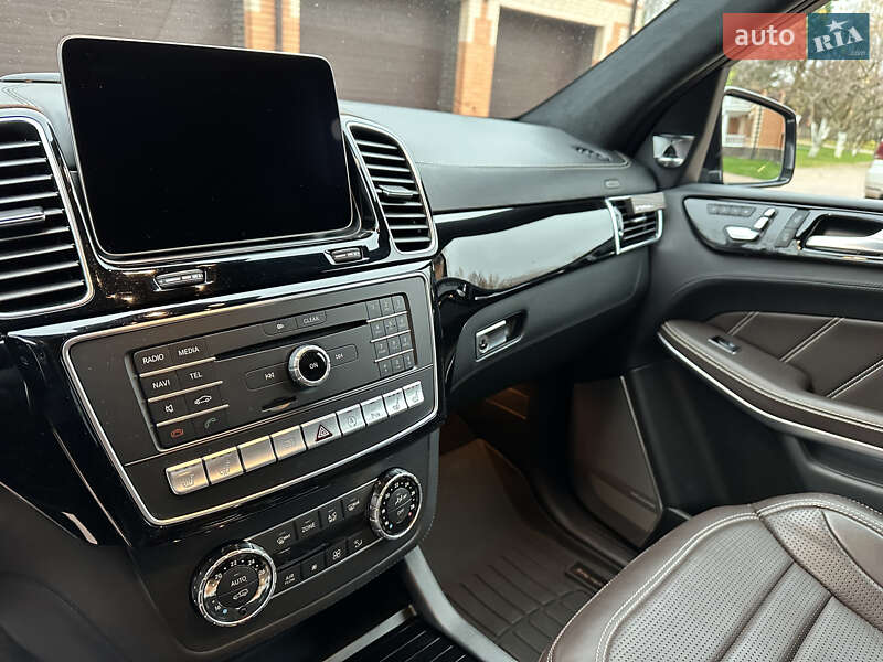 Позашляховик / Кросовер Mercedes-Benz GLS-Class 2018 в Києві фото 20 Позашляховик / Кросовер Mercedes-Benz GLS-Class 2018 в Києві