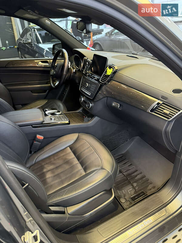 Позашляховик / Кросовер Mercedes-Benz GLS-Class 2016 в Чернівцях