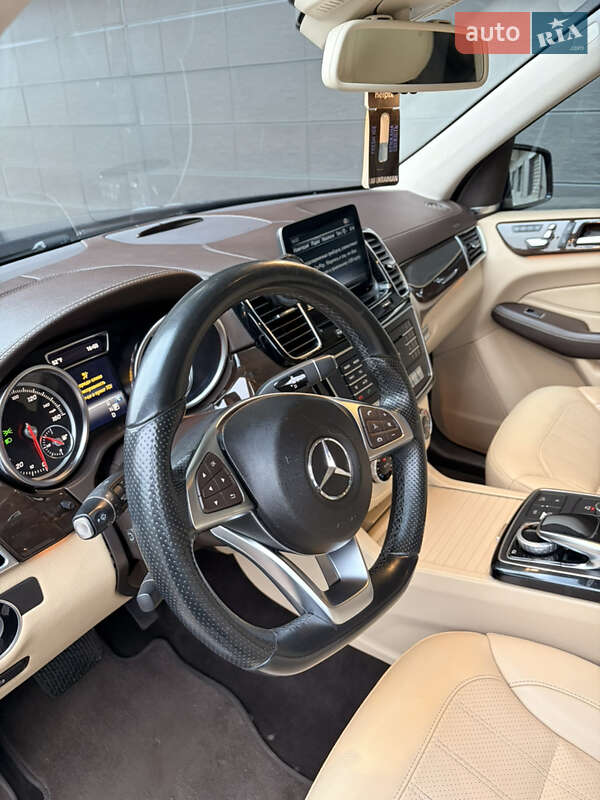 Внедорожник / Кроссовер Mercedes-Benz GLS-Class 2017 в Киеве