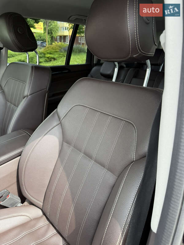 Внедорожник / Кроссовер Mercedes-Benz GLS-Class 2016 в Софиевской Борщаговке