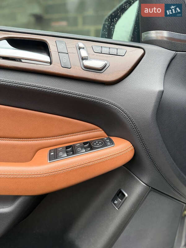 Внедорожник / Кроссовер Mercedes-Benz GLS-Class 2016 в Кривом Роге фото 12 Внедорожник / Кроссовер Mercedes-Benz GLS-Class 2016 в Кривом Роге