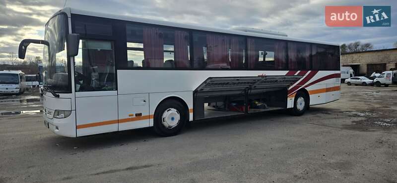 Пригородный автобус Mercedes-Benz Integro 2010 в Василькове