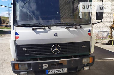 Грузовой фургон Mercedes-Benz LK-Series 1994 в Ровно