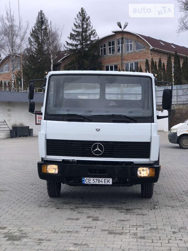 Mercedes-Benz LK-Series 1996 Mercedes-Benz LK-Series 1996