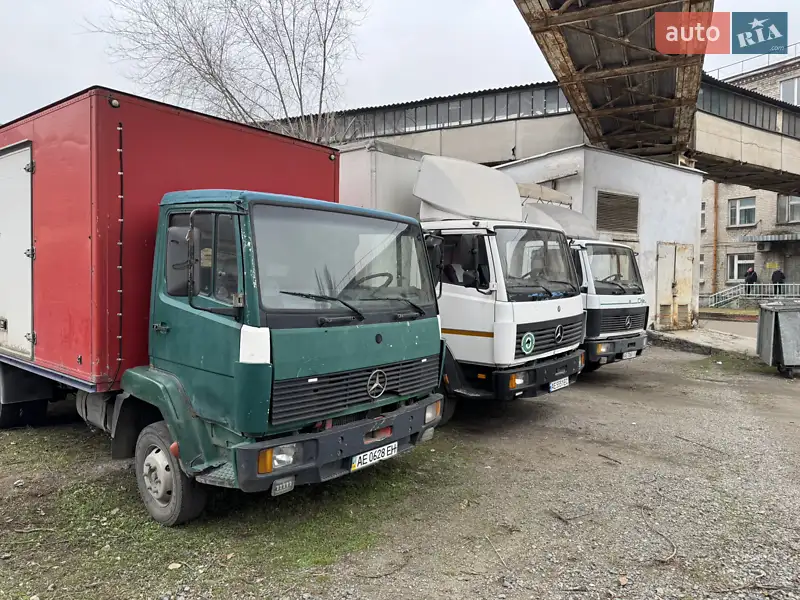 Вантажний фургон Mercedes-Benz LK-Series 1997 в 