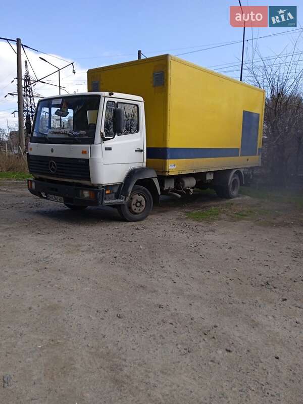 Грузовой фургон Mercedes-Benz LK-Series 1993 в Одессе