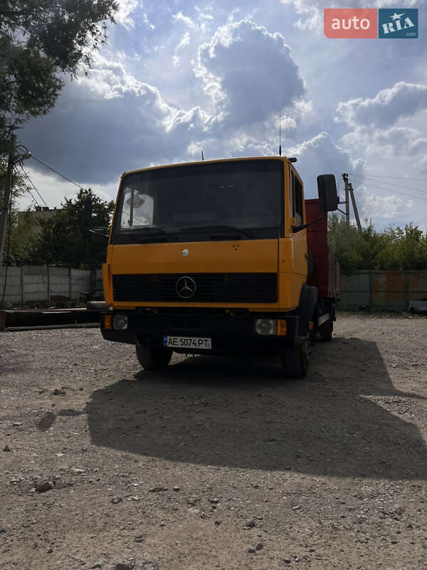 Mercedes-Benz LN-Series 1994