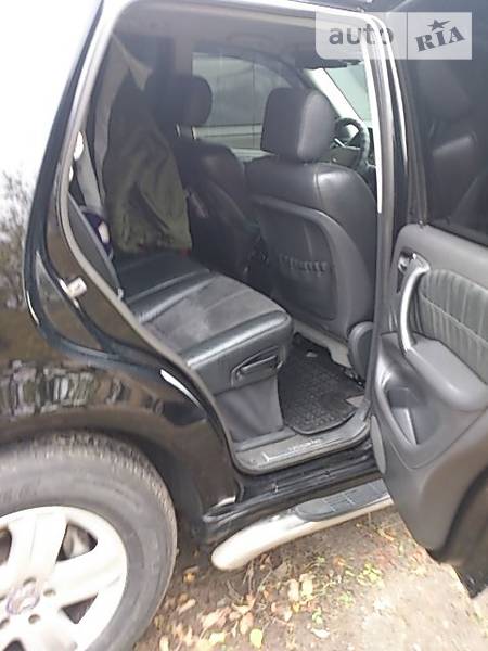 Позашляховик / Кросовер Mercedes-Benz M-Class 2004 в Києві