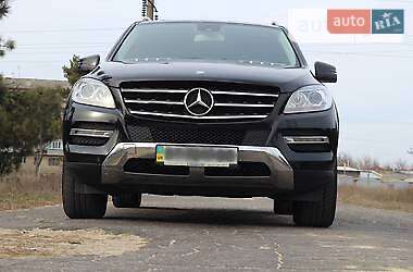 Внедорожник / Кроссовер Mercedes-Benz M-Class 2014 в 