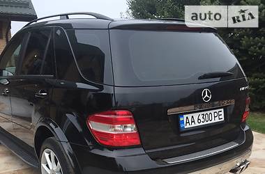 Внедорожник / Кроссовер Mercedes-Benz M-Class 2006 в Киеве