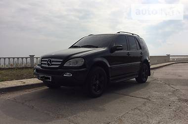 Внедорожник / Кроссовер Mercedes-Benz M-Class 2003 в Одессе