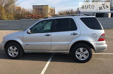 Внедорожник / Кроссовер Mercedes-Benz M-Class 2005 в Ровно