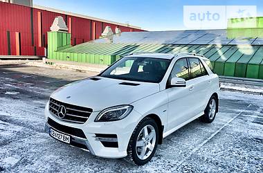 Внедорожник / Кроссовер Mercedes-Benz M-Class 2012 в Киеве