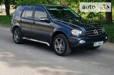 Внедорожник / Кроссовер Mercedes-Benz M-Class 2003 в Ровно