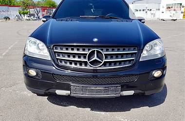 Внедорожник / Кроссовер Mercedes-Benz M-Class 2005 в Харькове