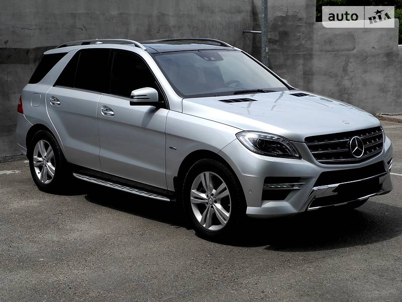 Внедорожник / Кроссовер Mercedes-Benz M-Class 2012 в Николаеве