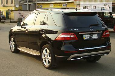 Внедорожник / Кроссовер Mercedes-Benz M-Class 2012 в Киеве