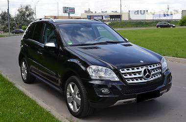 Позашляховик / Кросовер Mercedes-Benz M-Class 2009 в 