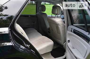 Позашляховик / Кросовер Mercedes-Benz M-Class 2009 в 