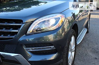 Позашляховик / Кросовер Mercedes-Benz M-Class 2015 в 