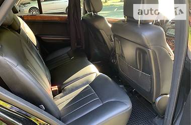 Позашляховик / Кросовер Mercedes-Benz M-Class 2006 в 