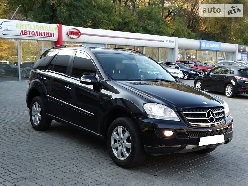 Позашляховик / Кросовер Mercedes-Benz M-Class 2006 в Дніпрі