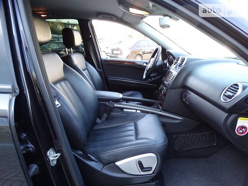 Позашляховик / Кросовер Mercedes-Benz M-Class 2006 в Дніпрі