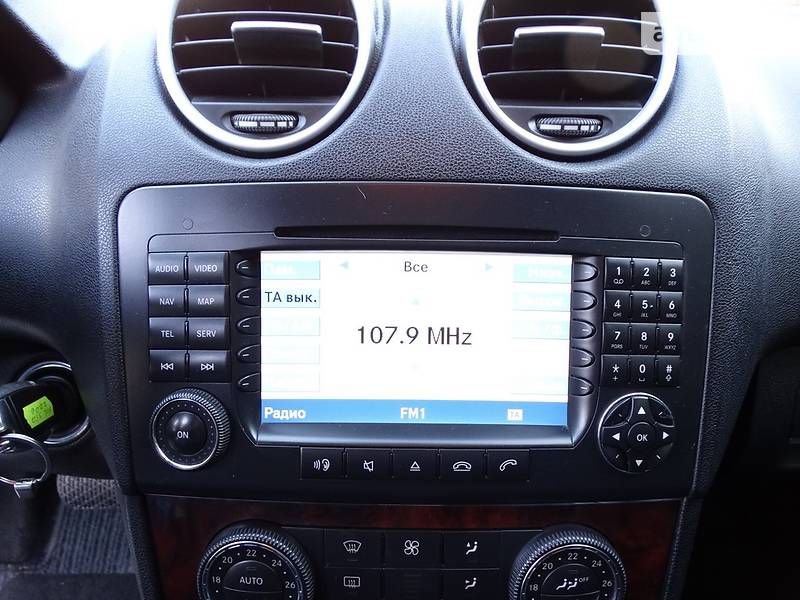 Позашляховик / Кросовер Mercedes-Benz M-Class 2006 в Дніпрі