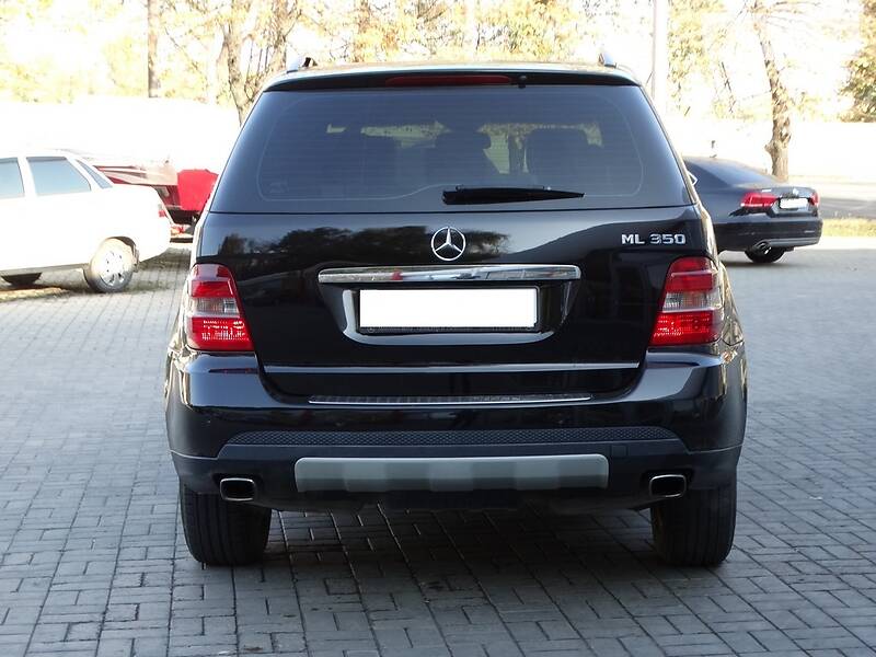 Позашляховик / Кросовер Mercedes-Benz M-Class 2006 в Дніпрі