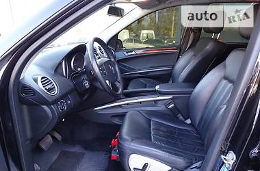 Позашляховик / Кросовер Mercedes-Benz M-Class 2006 в 