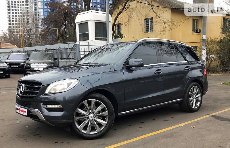 Позашляховик / Кросовер Mercedes-Benz M-Class 2013 в Одесі