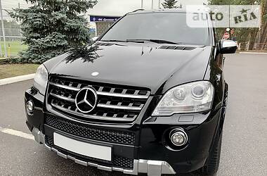 Внедорожник / Кроссовер Mercedes-Benz M-Class 2009 в Киеве