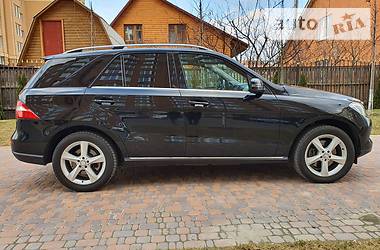 Внедорожник / Кроссовер Mercedes-Benz M-Class 2012 в 